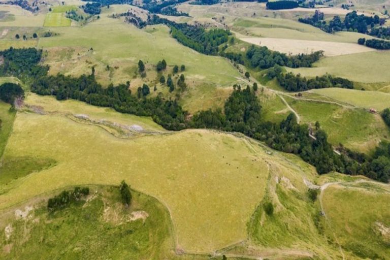 Photo of property in No 2 Line, Okoia, Wanganui, 4572