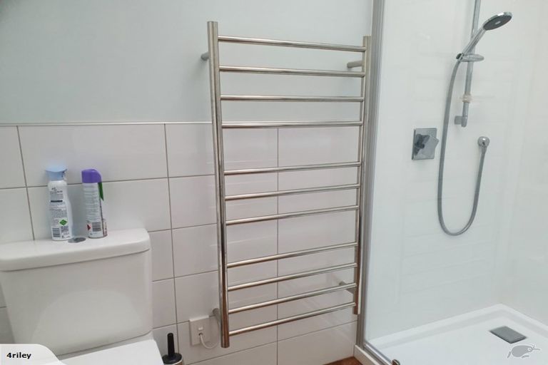 Photo of property in 30 Hiropi Street, Newtown, Wellington, 6021