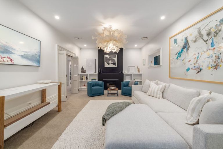 Photo of property in 34 Glandovey Road, Fendalton, Christchurch, 8052