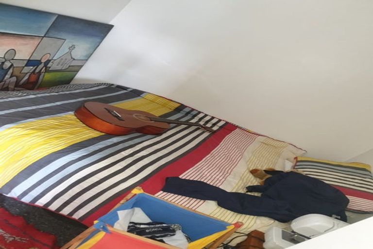 Photo of property in Terrace Tower Apartments, 6e/126 The Terrace, Wellington Central, Wellington, 6011