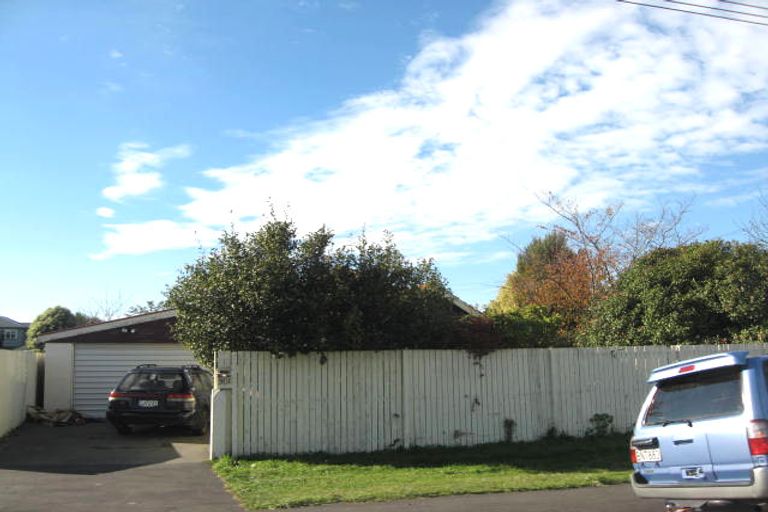 Photo of property in 90a Bryndwr Road, Bryndwr, Christchurch, 8052