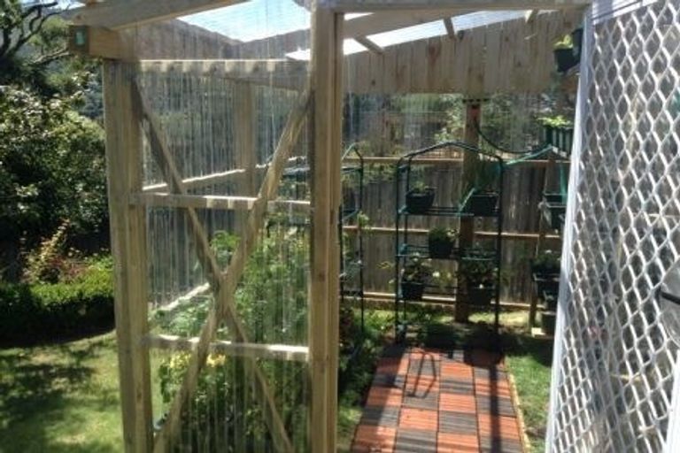 Photo of property in 19 Bankot Crescent, Ngaio, Wellington, 6035