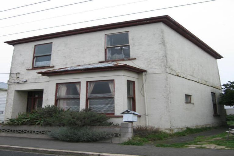 Photo of property in 64 Wesley Street, South Dunedin, Dunedin, 9012