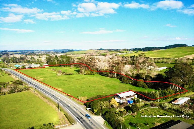 Photo of property in 1289 Dairy Flat Highway, Dairy Flat, 0794