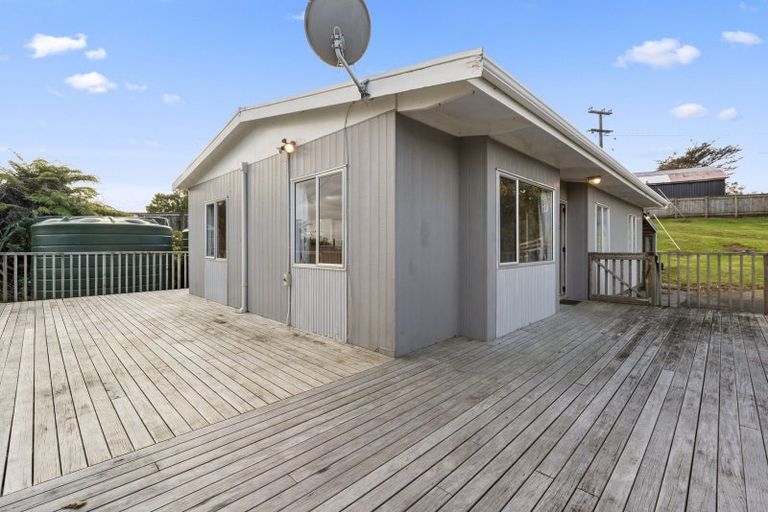 Photo of property in 1619 Kaipara Coast Highway, Kaukapakapa, 0984