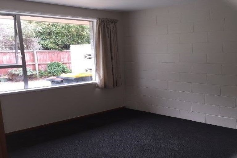 Photo of property in 3/50 Moffett Street, Islington, Christchurch, 8042