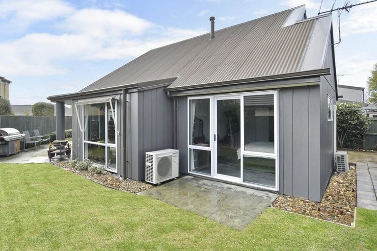 Photo of property in 23 Glencullen Drive, Casebrook, Christchurch, 8051