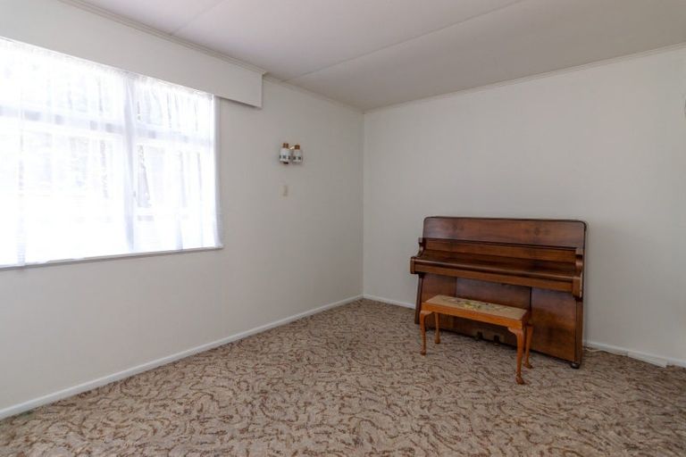 Photo of property in 420 Tremaine Avenue, Takaro, Palmerston North, 4412