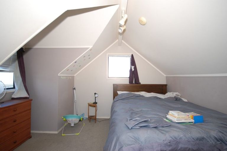 Photo of property in 1/30 Ngataringa Road, Devonport, Auckland, 0624