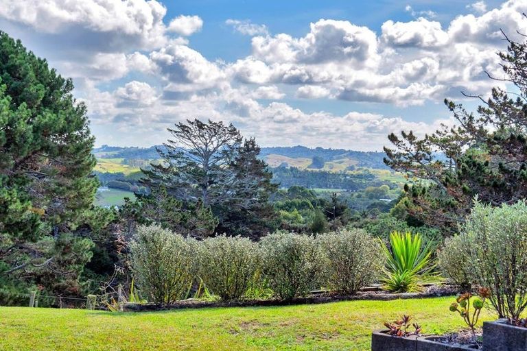 Photo of property in 150 Kennedy Road, Dairy Flat, Albany, 0792