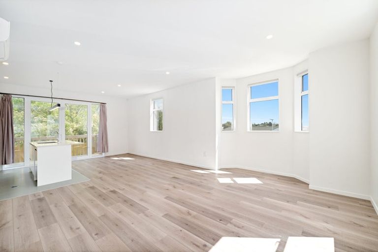 Photo of property in 42 Whautapu Court, Avondale, 1026