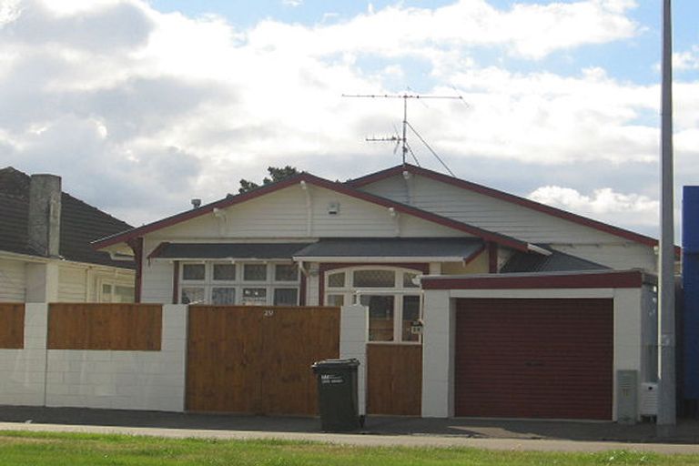 Photo of property in 29 Waione Street, Petone, Lower Hutt, 5012