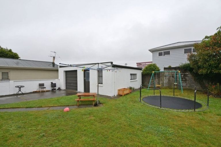 Photo of property in 110 Cunningham Crescent, Grasmere, Invercargill, 9810