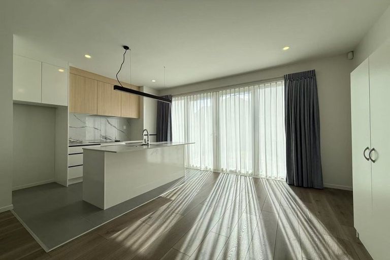 Photo of property in 30 Whautapu Court, Avondale, 1026