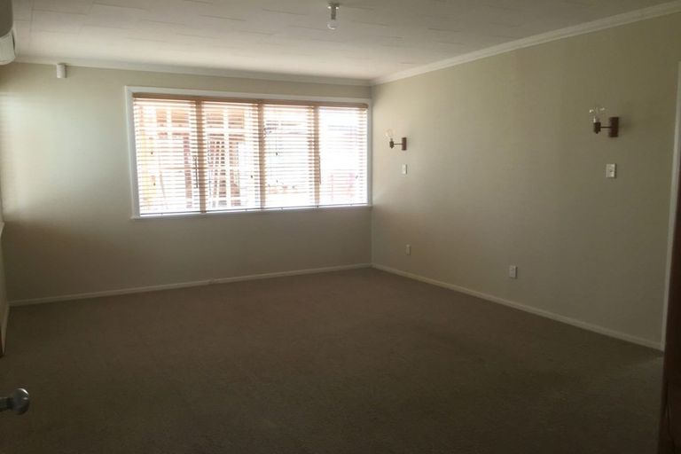 Photo of property in 91 Hewer Crescent, Naenae, Lower Hutt, 5011