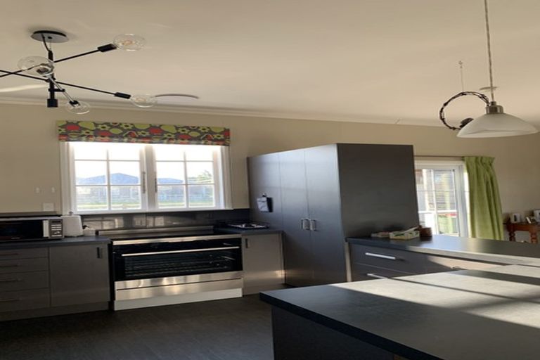 Photo of property in 61 Mill Road, Waimate, 7924