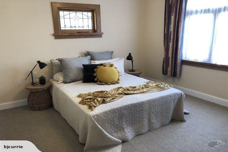 Photo of property in 42 Dahlia Street, Palmerston North, 4410