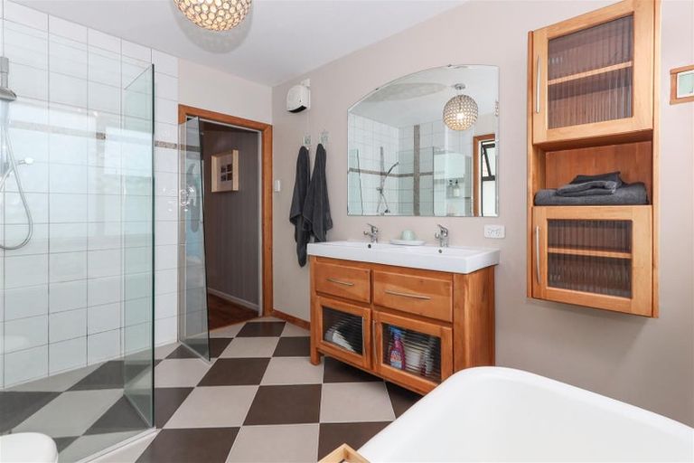 Photo of property in 4 Mclean Street, Glenholme, Rotorua, 3010