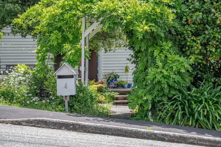 Photo of property in 4 Watson Street, Akaroa, 7520
