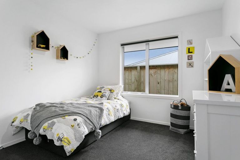 Photo of property in 4 Huka Heights Drive, Rangatira Park, Taupo, 3330