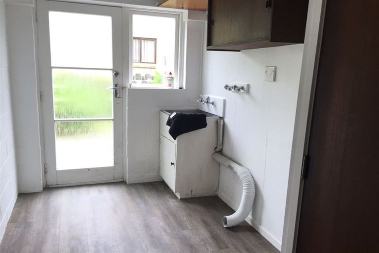 Photo of property in 133 Hutchinsons Road, Bucklands Beach, Auckland, 2014