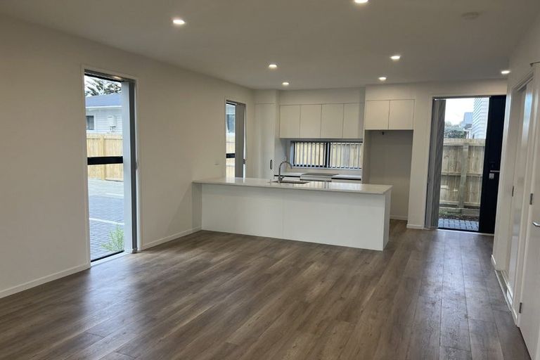 Photo of property in 94a Swanson Road, Henderson, Auckland, 0610