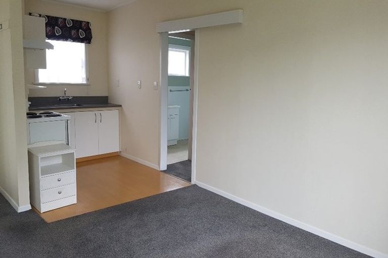 Photo of property in 2/62 Cuba Street, Petone, Lower Hutt, 5012