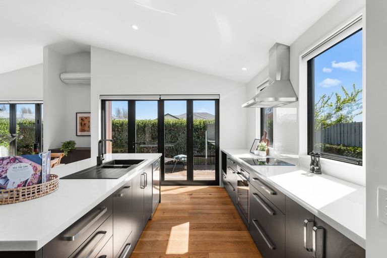 Photo of property in 35 Bradwell Crescent, Halswell, Christchurch, 8025