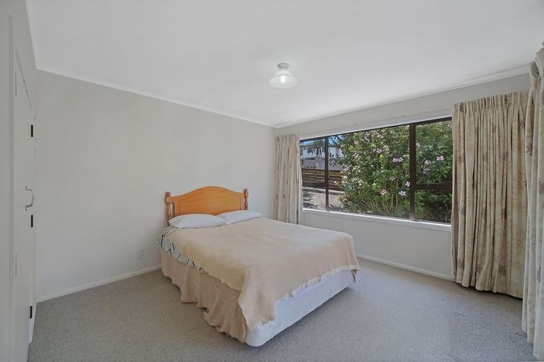Photo of property in 75 Vincent Street, Howick, Auckland, 2014