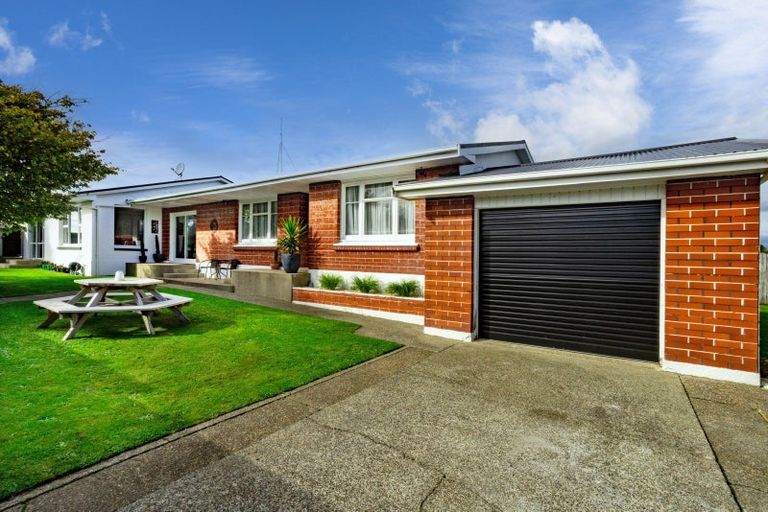 Photo of property in 1 Manapouri Street, Strathern, Invercargill, 9812