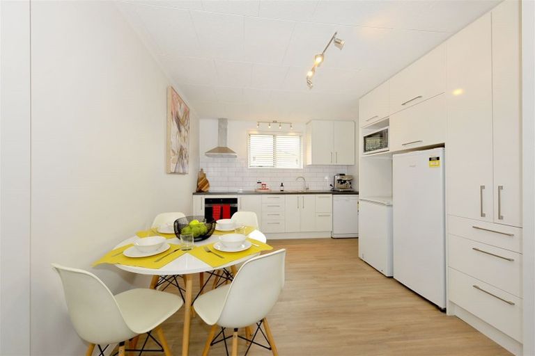 Photo of property in 3/22a Neill Street, Hornby, Christchurch, 8042