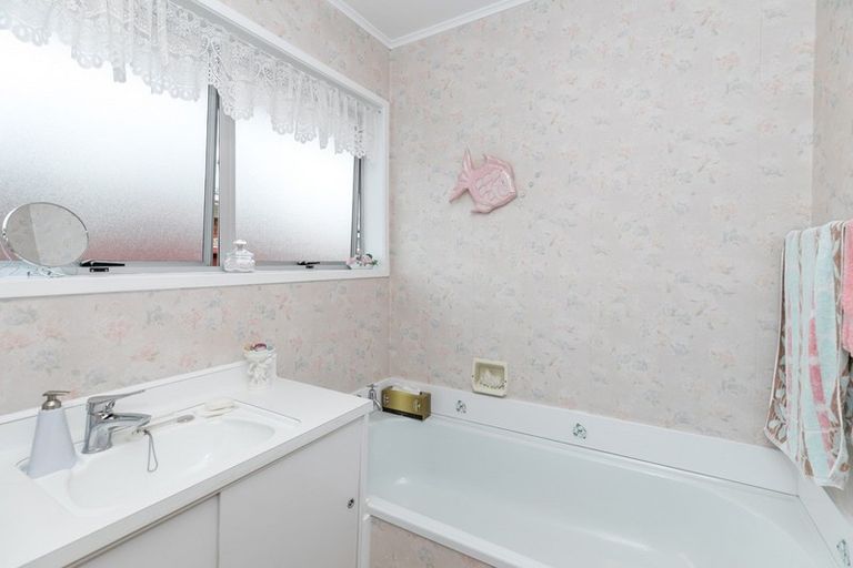 Photo of property in 25c Haultain Street, Fairfield, Hamilton, 3214