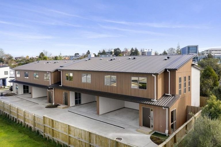 Photo of property in 3/10 Gazeley Avenue, Silverdale, Hamilton, 3216