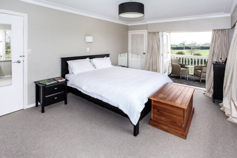 Photo of property in 15 Brian Wood Lane, Karaka, Papakura, 2580