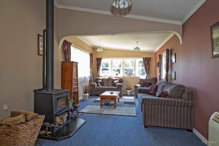 Photo of property in 5 Painstown Road, Waimate, 7978