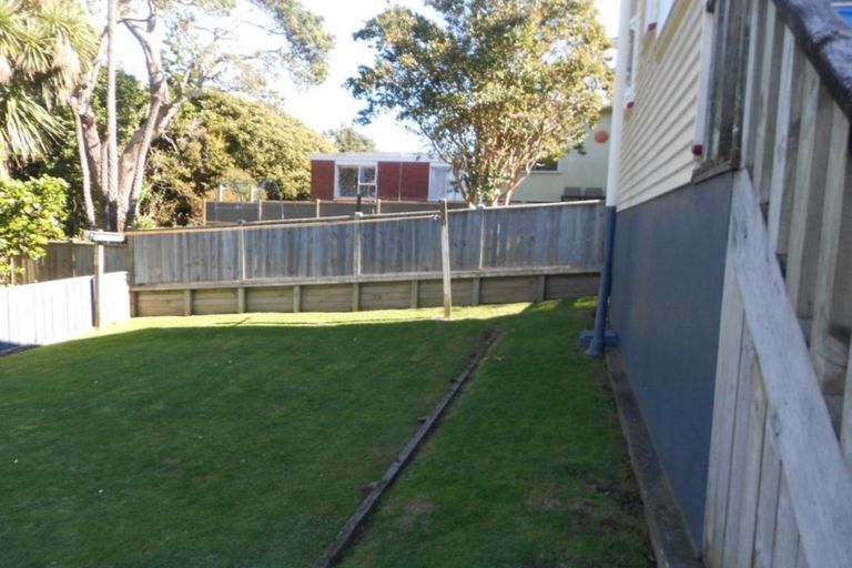 Photo of property in 22 Ngaio Street, Strandon, New Plymouth, 4312