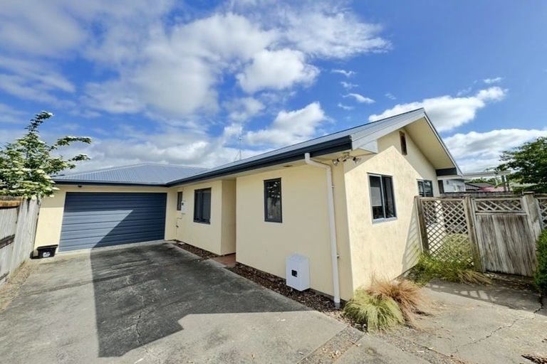 Photo of property in 144a College Street, Awapuni, Palmerston North, 4412