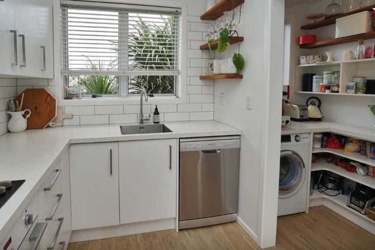 Photo of property in 108 Rifle Range Road, Dinsdale, Hamilton, 3204