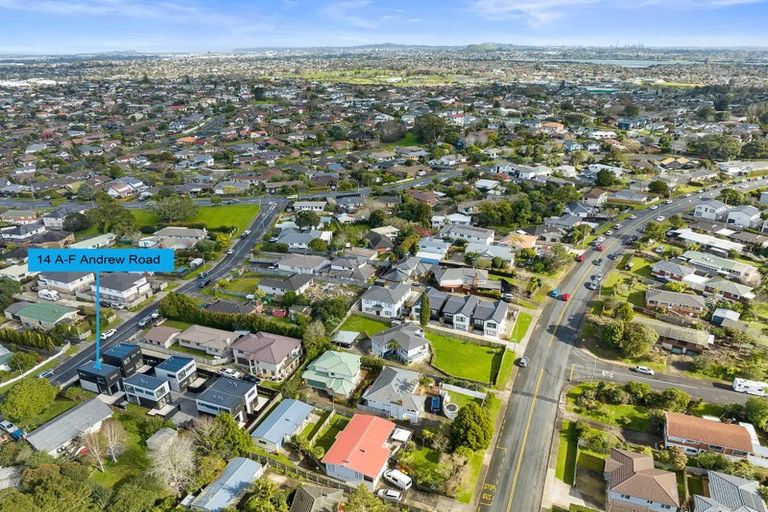 Photo of property in 14d Andrew Road, Howick, Auckland, 2010