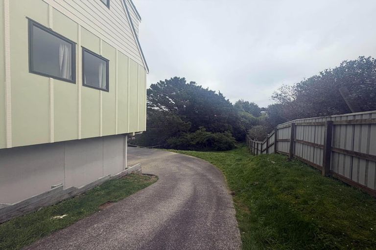 Photo of property in 6 Morere Street, Titahi Bay, Porirua, 5022