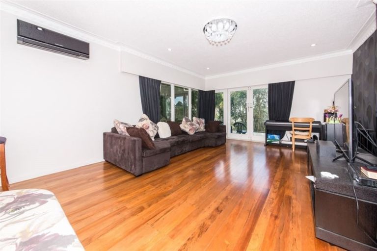 Photo of property in 52 Pleasant Road, Glen Eden, Auckland, 0602
