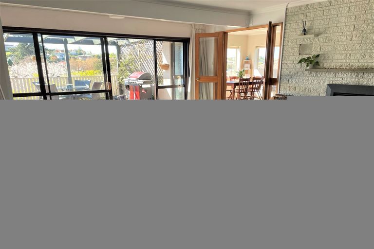 Photo of property in 90 Douglas Street, Highfield, Timaru, 7910