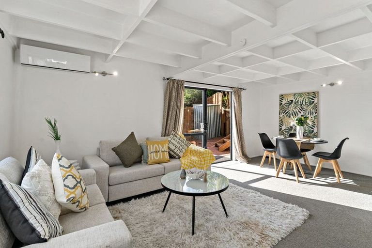 Photo of property in 1/147 Spinella Drive, Bayview, Auckland, 0629