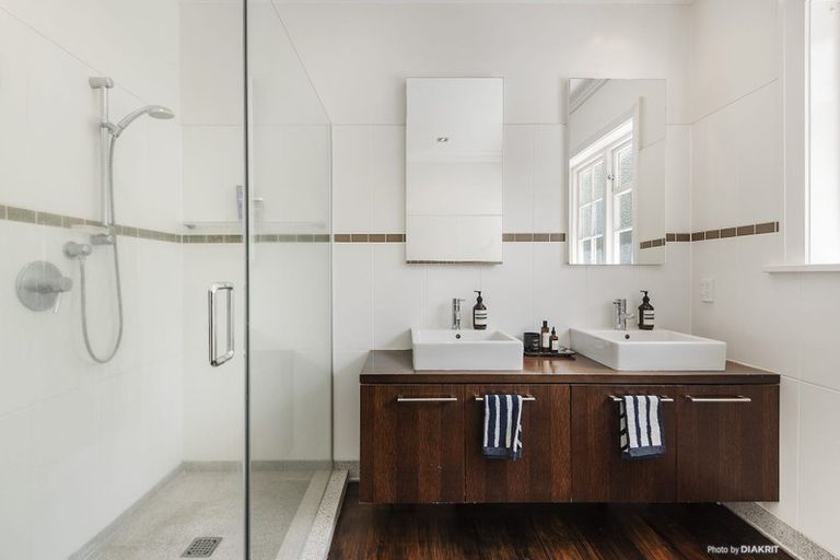 Photo of property in 11 Ariki Road, Hataitai, Wellington, 6021