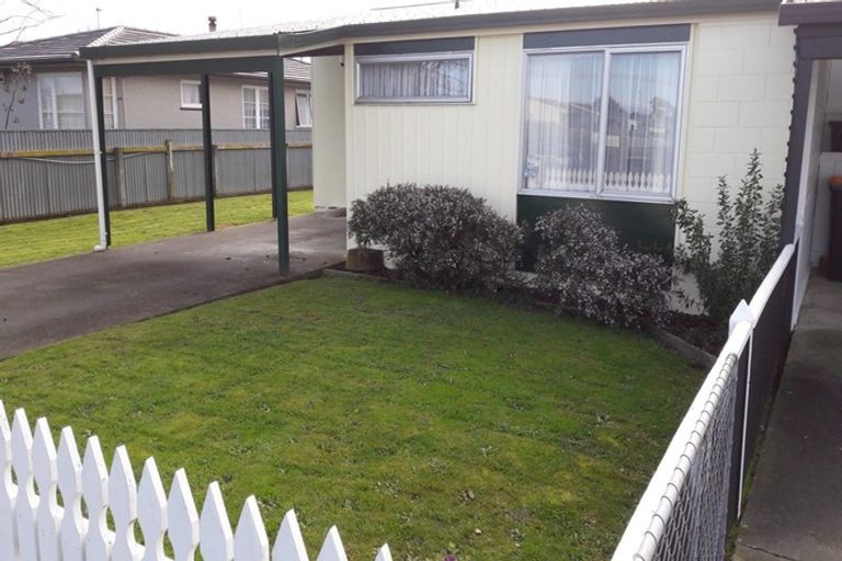 Photo of property in 77-81 Botanical Road, Takaro, Palmerston North, 4412