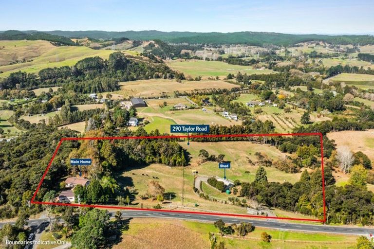 Photo of property in 290 Taylor Road, Waimauku, 0882