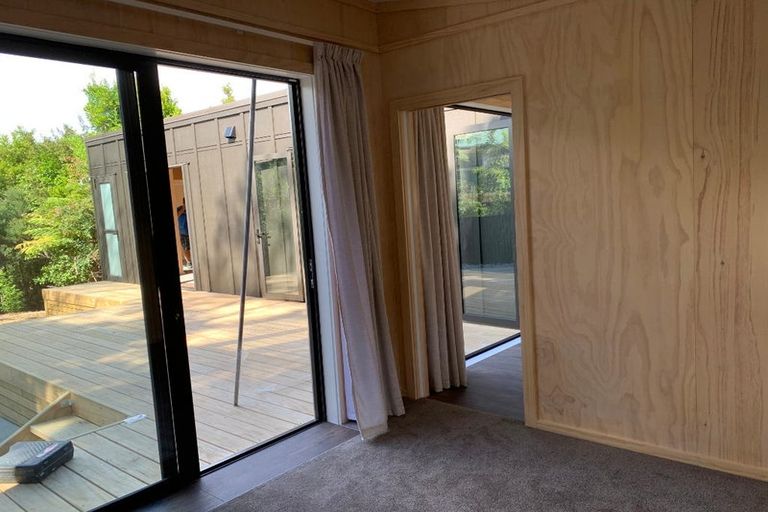 Photo of property in 2a Rimu Road, Stanmore Bay, Whangaparaoa, 0932