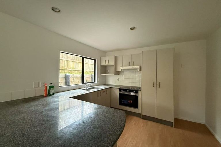 Photo of property in 3/3 Roanoke Way, Albany, Auckland, 0632