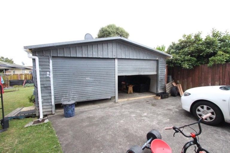 Photo of property in 27 Zelda Avenue, Clover Park, Auckland, 2023