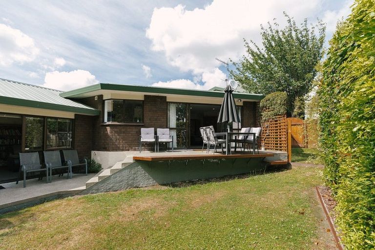 Photo of property in 28 Kentucky Way, Awapuni, Palmerston North, 4412